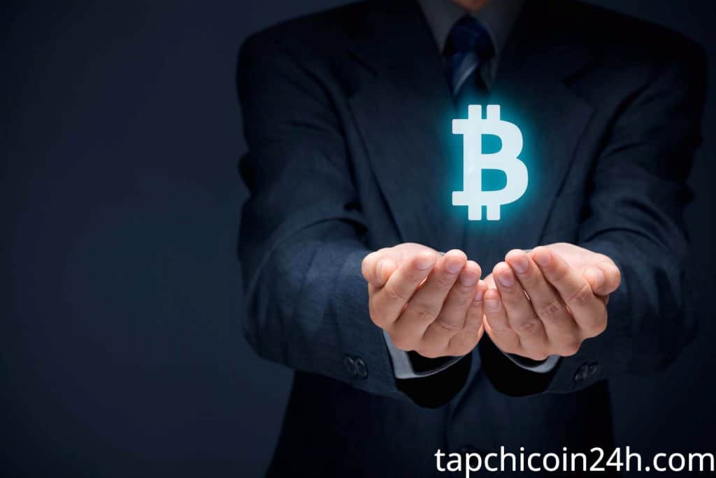 Đầu tư Hold Bitcoin