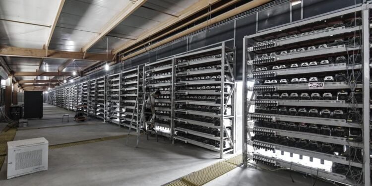 Tin tức coin – Khai thác tiền điện tử có thể giúp các công ty năng lượng điện quản lý rủi ro