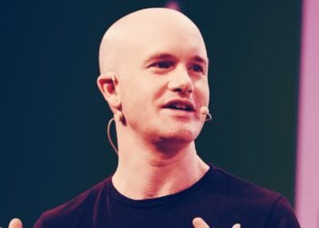 Tin tức coin – CEO Coinbase tuyên bố sẵn sàng đối đầu pháp lý với SEC